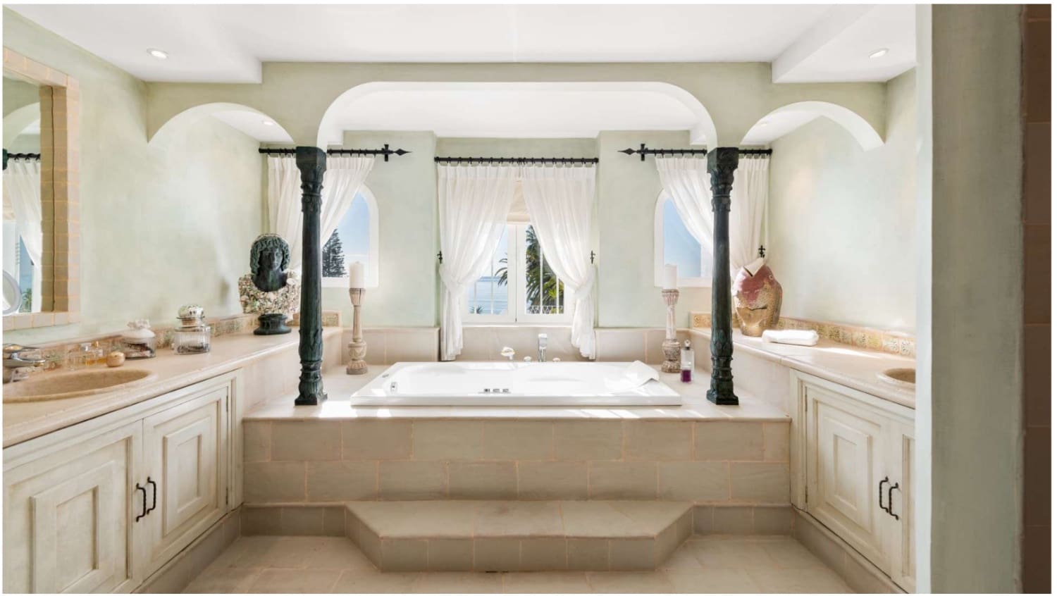 5 soveværelse Villa til salg i Marbella med swimmingpool - € 20.000.000 (Ref: 9562486)