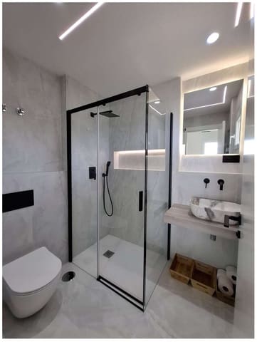 2 slaapkamer Strandappartement te koop in Mijas met zwembad - € 498.000 (Ref: 9562487)