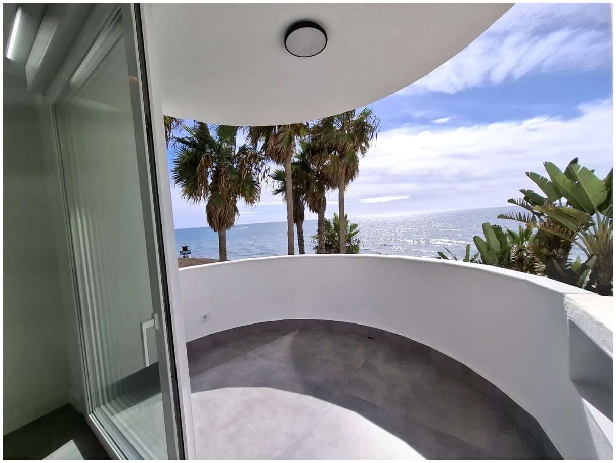 2 slaapkamer Strandappartement te koop in Mijas met zwembad - € 498.000 (Ref: 9562487)