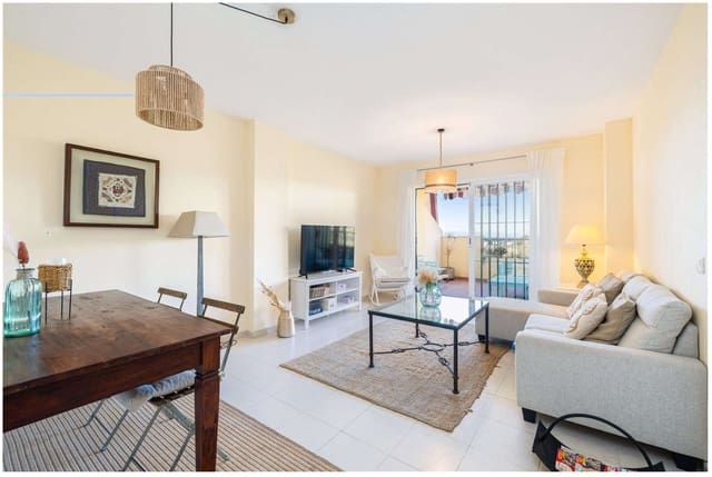 2 slaapkamer Strandappartement te koop in Mijas met zwembad - € 280.000 (Ref: 9562488)