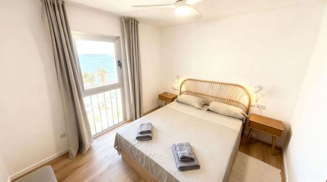 2 soveværelse Strandlejlighed til salg i Fuengirola med garage - € 499.000 (Ref: 9562492)