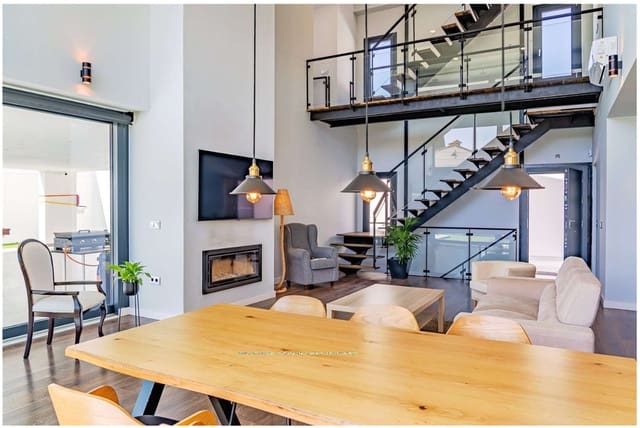 6 makuuhuone Huvila myytävänä paikassa Torremolinos mukana uima-altaan - 1 850 000 € (Ref: 9562497)