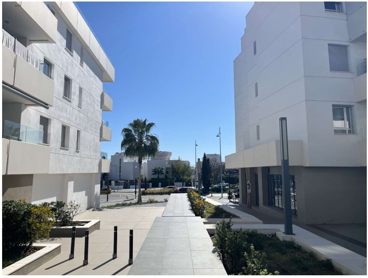 3 soveværelse Strandlejlighed til salg i Marbella med swimmingpool - € 665.000 (Ref: 9562498)