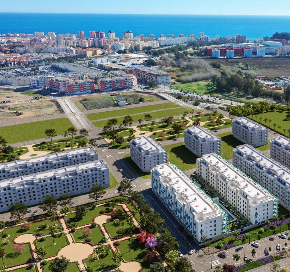 2 sypialnia Apartament przy plaży na sprzedaż w Fuengirola z basenem garażem - 364 000 € (Ref: 9562516)