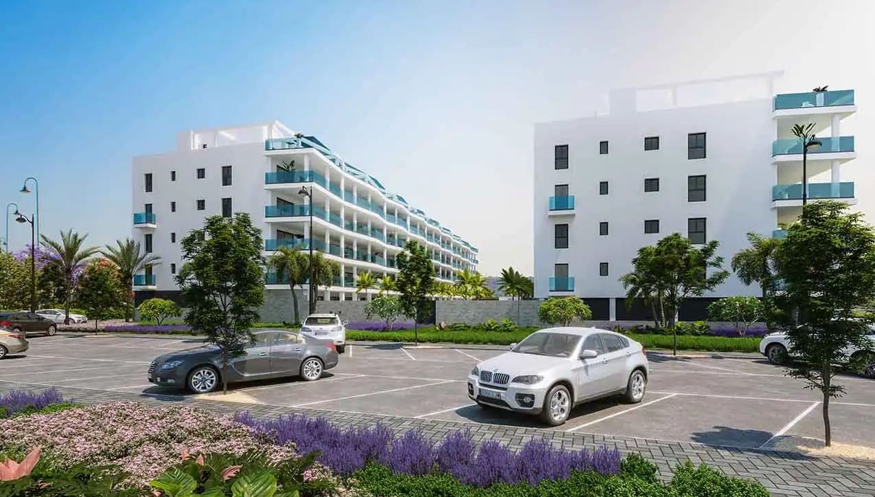 2 sypialnia Apartament przy plaży na sprzedaż w Fuengirola z basenem garażem - 364 000 € (Ref: 9562516)