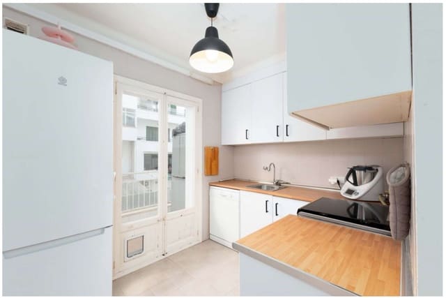 4 soveværelse Strandlejlighed til salg i Palma de Mallorca - € 1.060.000 (Ref: 9562524)