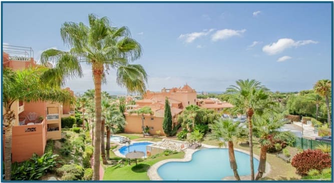 2 soverom Strandleiligheter til salgs i Marbella med svømmebasseng garasje - € 310 000 (Ref: 9586040)