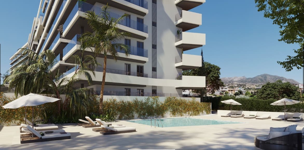 3 slaapkamer Strandappartement te koop in Fuengirola met zwembad garage - € 399.000 (Ref: 9590935)