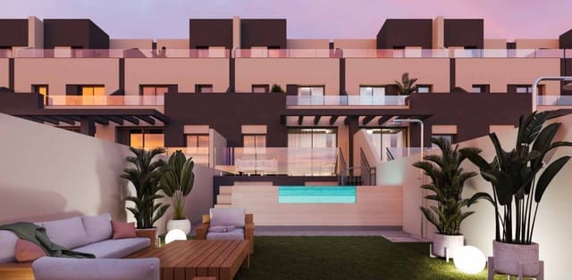 4 chambre Villa/Maison Mitoyenne à vendre à Torrox avec piscine garage - 420 000 € (Ref: 9590937)