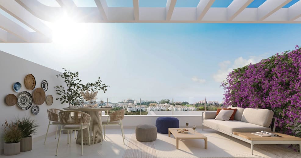 2 bedroom Beach Apartment for sale in Mijas with pool - € 443,000 (Ref: 9645820)