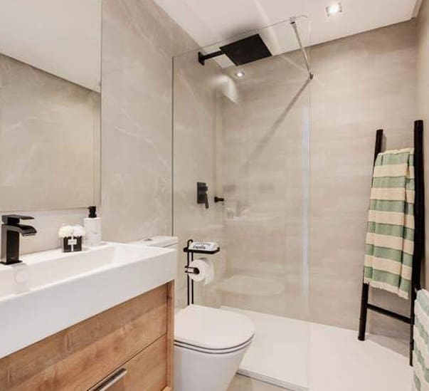 3 Zimmer Reihenhaus zu verkaufen in Istan mit Pool Garage - 620.000 € (Ref: 9650611)