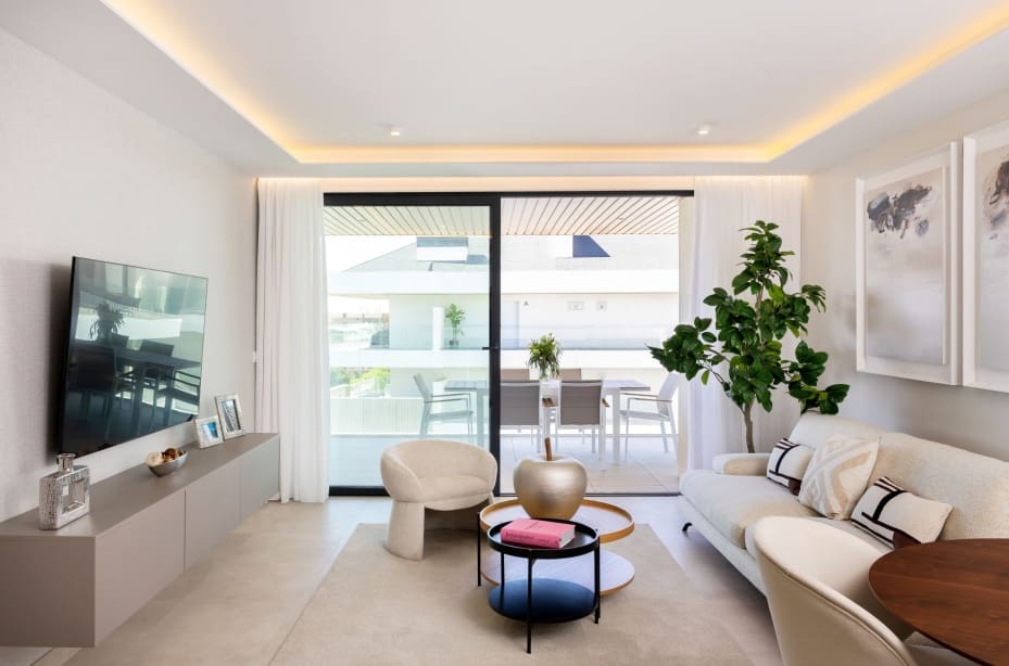 Apartamento Playa de 2 habitaciones en Fuengirola en venta con piscina garaje - 699.500 € (Ref: 9772063)