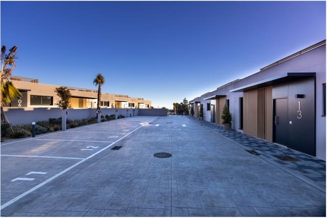 3 soverom Rekkehus til salgs i El Faro de Calaburra - Chaparral, Mijas med svømmebasseng - € 776 000 (Ref: 9772068)