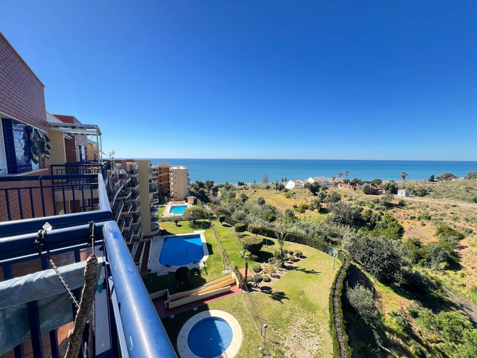 3 bedroom Apartment for rent in Benajarafe - € 1,190 (Ref: 9772461)