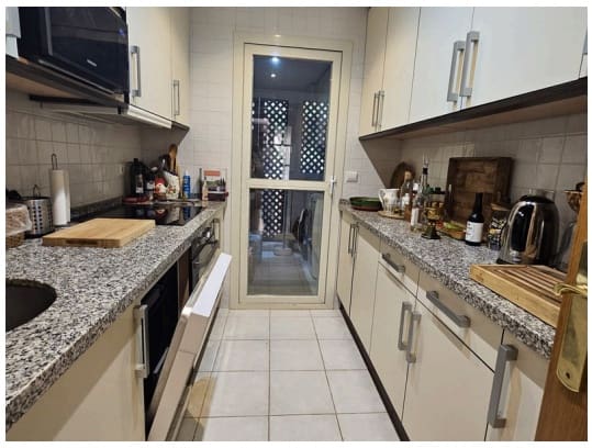 2 soveværelse Lejlighed til salg i Marbella med swimmingpool garage - € 395.000 (Ref: 9787649)