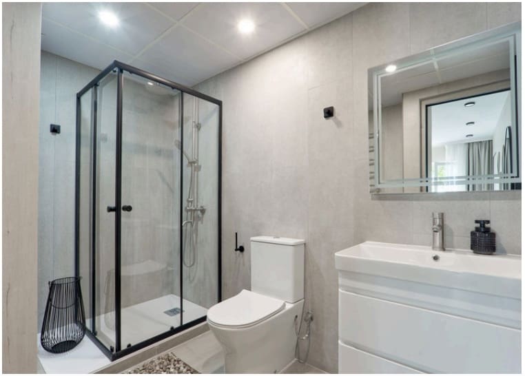 2 chambre Appartement à vendre à Nueva Andalucia avec piscine garage - 485 000 € (Ref: 9789440)