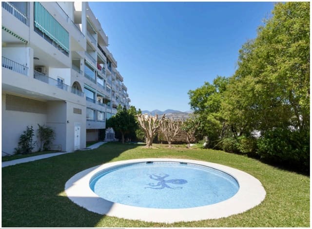 2 chambre Appartement à vendre à Nueva Andalucia, Marbella avec piscine garage - 485 000 € (Ref: 9789440)