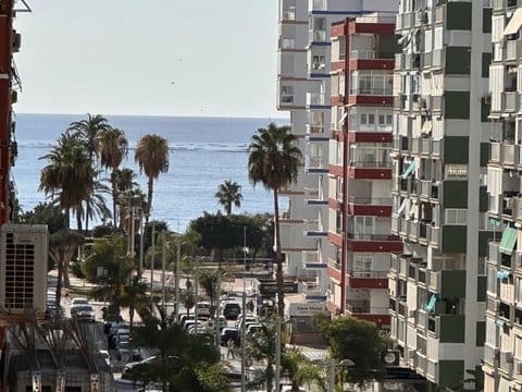 2 sypialnia Mieszkanie na sprzedaż w Torre del Mar, Vélez-Málaga - 250 000 € (Ref: 9802814)