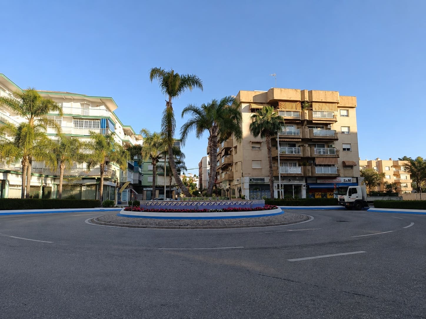 2 bedroom Flat for sale in Torre del Mar - € 250,000 (Ref: 9802814)