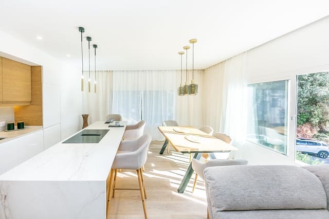 4 soveværelse Byhus til salg i Torreblanca, Fuengirola med garage - € 699.000 (Ref: 9832716)