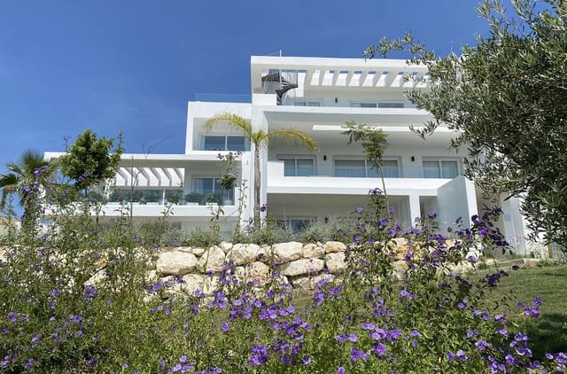 2 chambre Appartement à vendre à Casares Pueblo, Casares avec piscine garage - 335 000 € (Ref: 9854337)