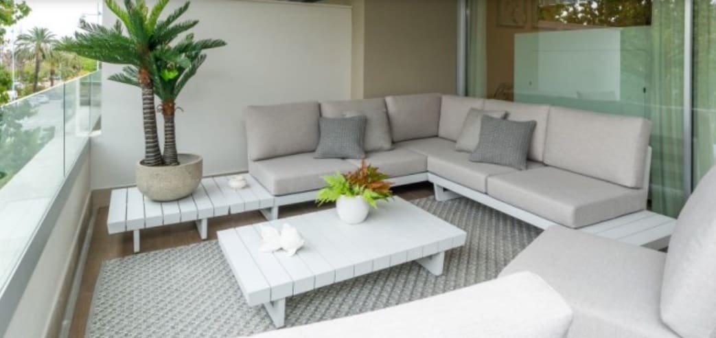 4 soverom Penthouse til salgs i San Pedro de Alcantara med svømmebasseng garasje - € 1 510 000 (Ref: 9854477)