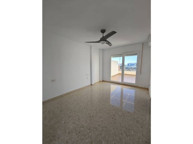 4 soveværelse Lejlighed til salg i Torre del Mar, Vélez-Málaga - € 484.900 (Ref: 9861059)