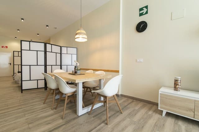 2 slaapkamer Flat te koop in El Pla del Remei, Valencia stad - € 270.000 (Ref: 9034775)