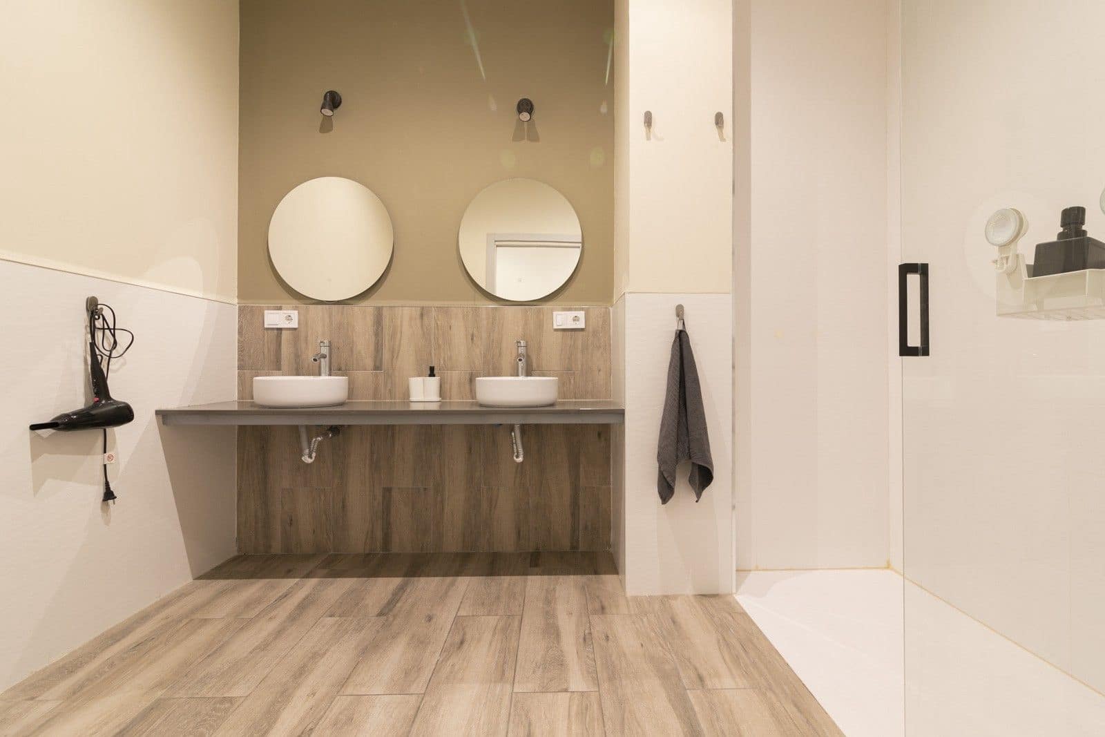 2 slaapkamer Flat te koop in Valencia stad - € 245.000 (Ref: 9034775)