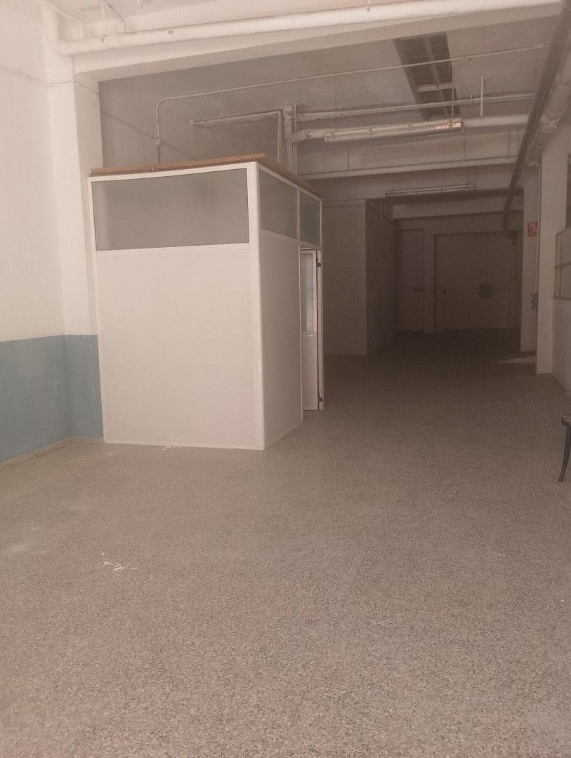 Local Comercial en València ciudad en venta - 320.000 € (Ref: 9115659)