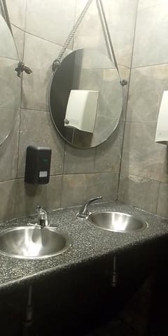 Bar/Restaurant zu verkaufen in Na Rovella, València Stadt - 140.000 € (Ref: 9570049)