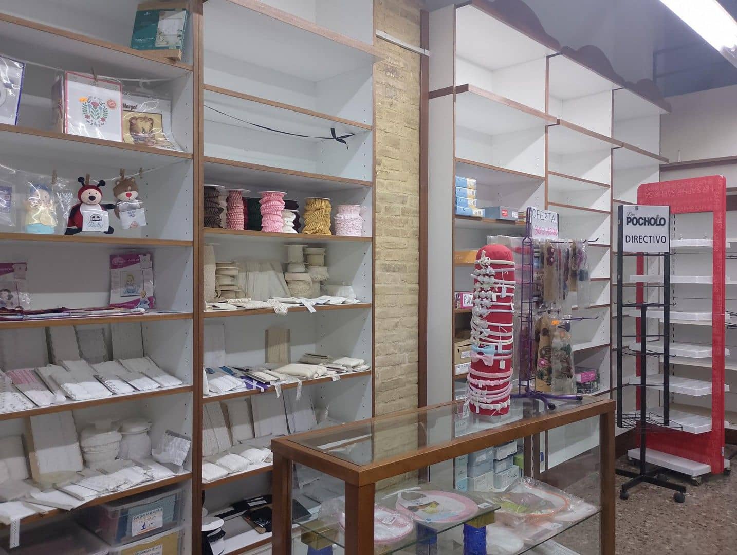 Business for sale in Valencia city - € 10,000 (Ref: 9570050)