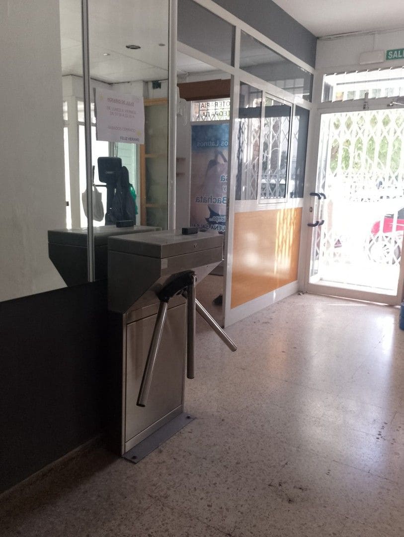 Comercial para venda em Valencia cidade - 510 000 € (Ref: 9570396)