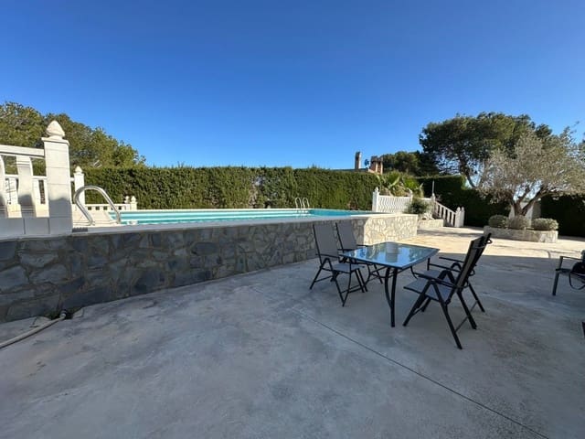 8 soverom Villa til salgs i El Vedat de Torrente, Torrent med svømmebasseng - € 370 000 (Ref: 9618862)