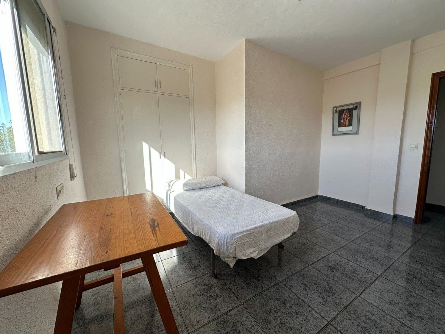 8 bedroom Villa for sale in Torrent with pool - € 370,000 (Ref: 9618862)