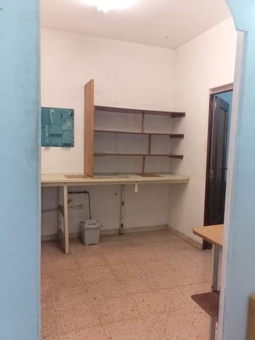 Kommersiell til salgs i Algiros, Valencia by - € 200 000 (Ref: 9663350)