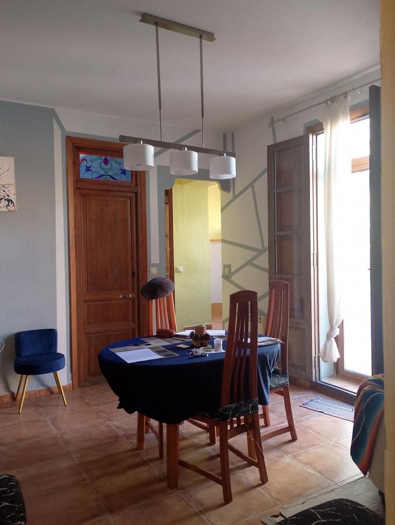 Piso de 3 habitaciones en València ciudad en alquiler - 950 € (Ref: 9726247)