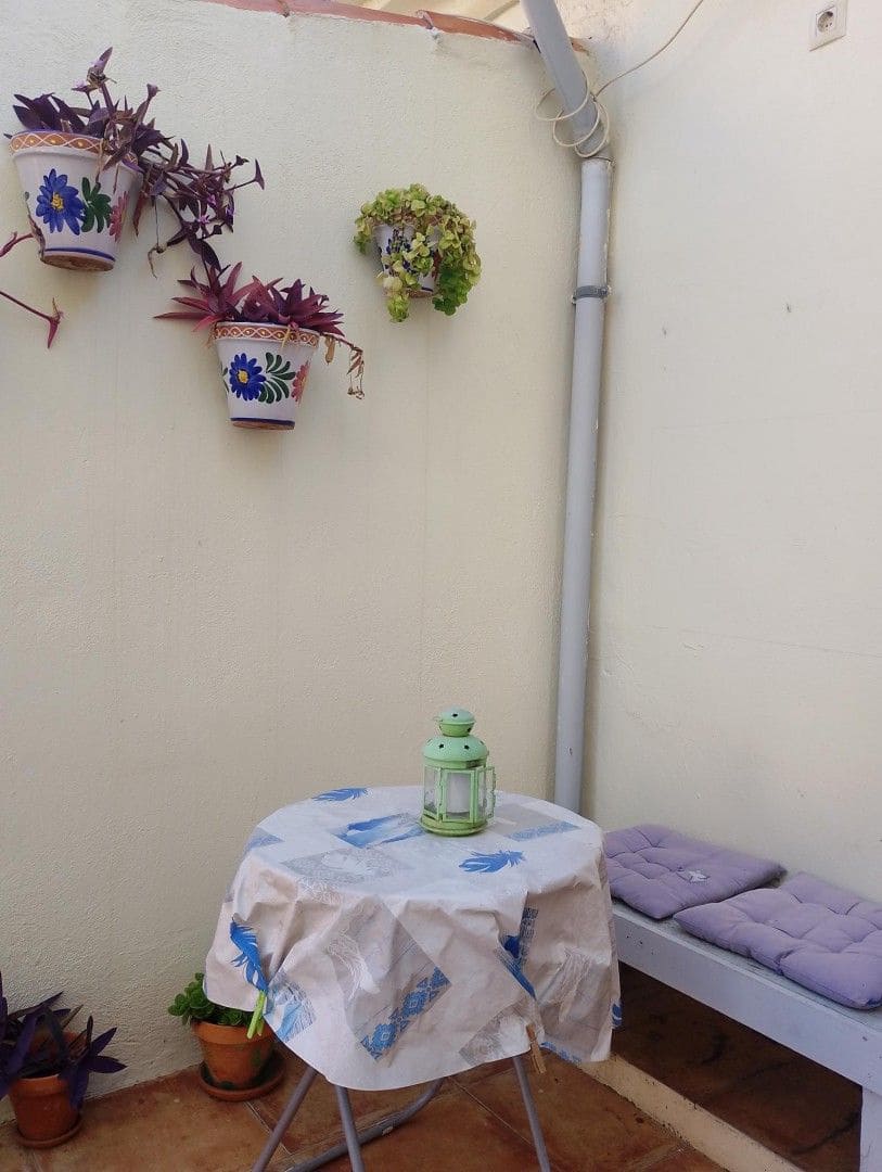 Piso de 3 habitaciones en València ciudad en alquiler - 950 € (Ref: 9726247)