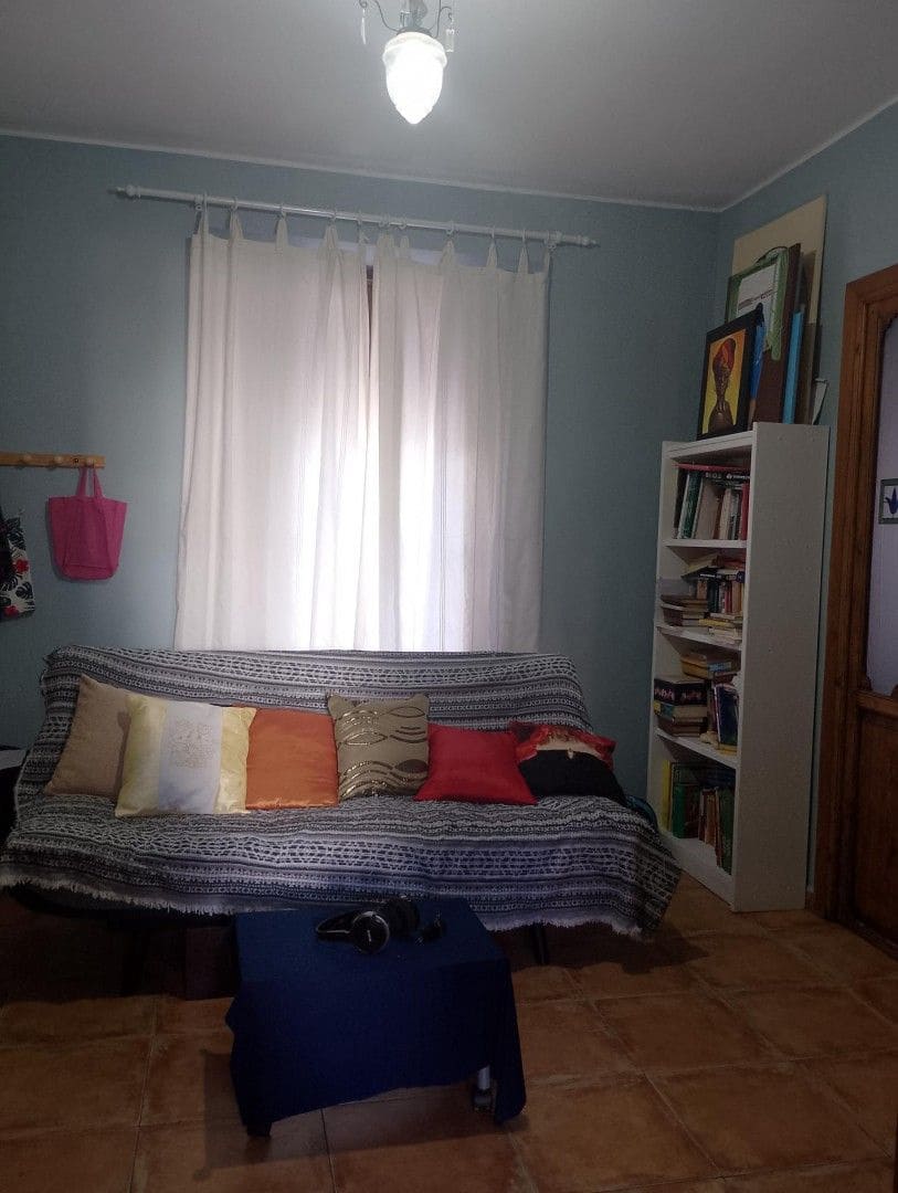 Piso de 3 habitaciones en València ciudad en alquiler - 950 € (Ref: 9726247)