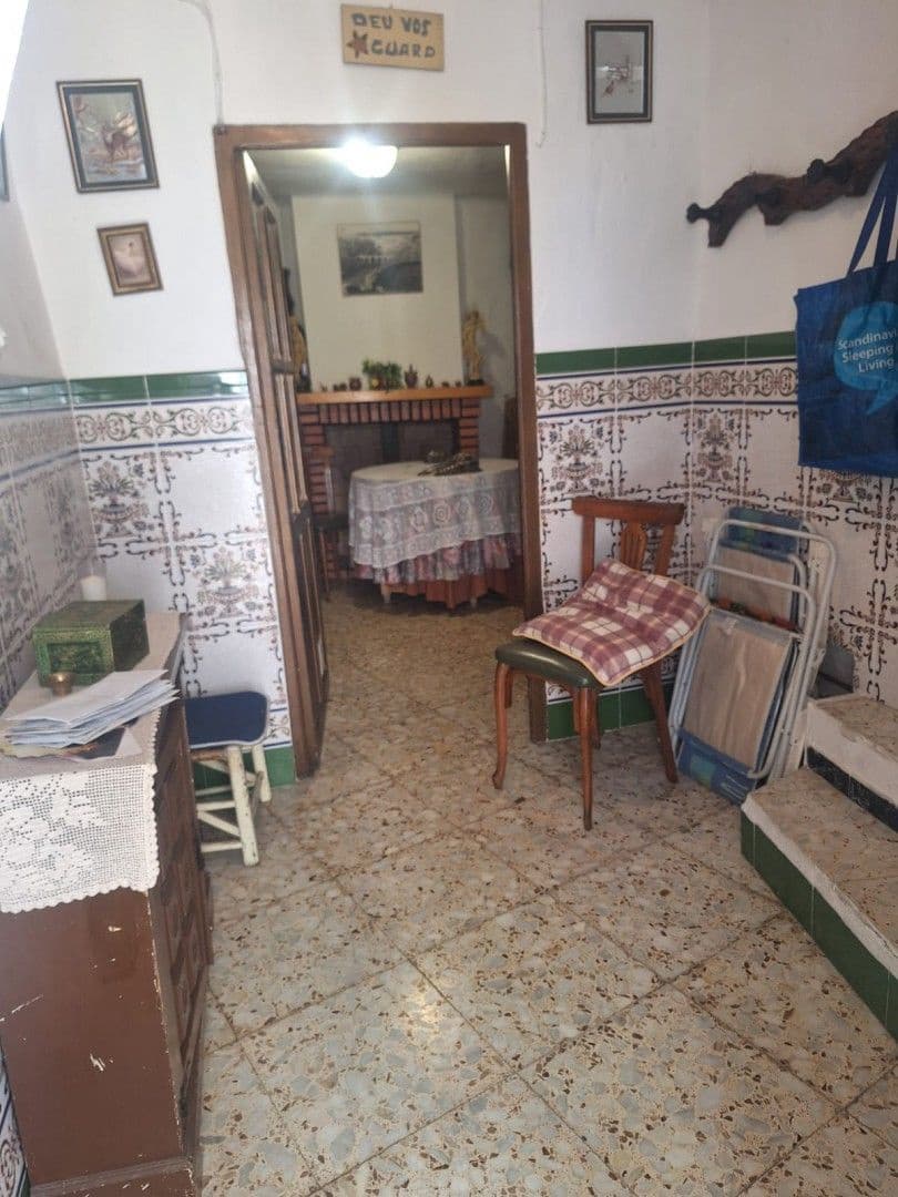 4 bedroom Villa for sale in Orcera - € 35,000 (Ref: 9833152)