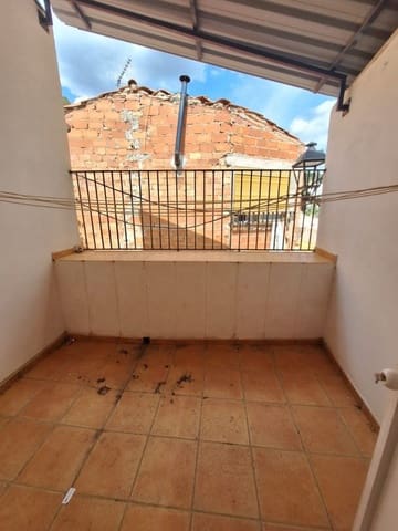 4 bedroom Villa for sale in Orcera - € 35,000 (Ref: 9833152)