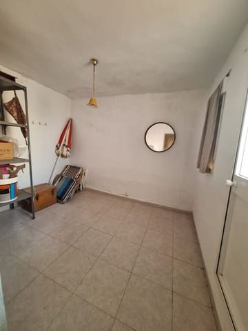 4 bedroom Villa for sale in Orcera - € 35,000 (Ref: 9833152)