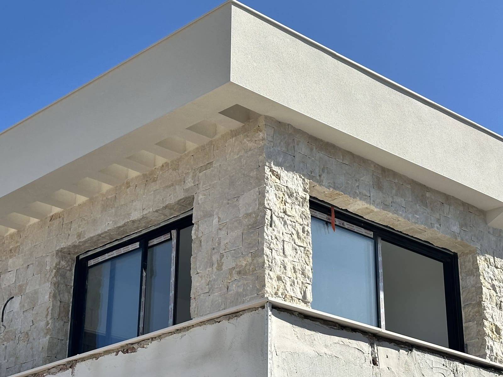 4 soverom Villa til salgs i Torrevieja med svømmebasseng garasje - € 850 000 (Ref: 8846962)