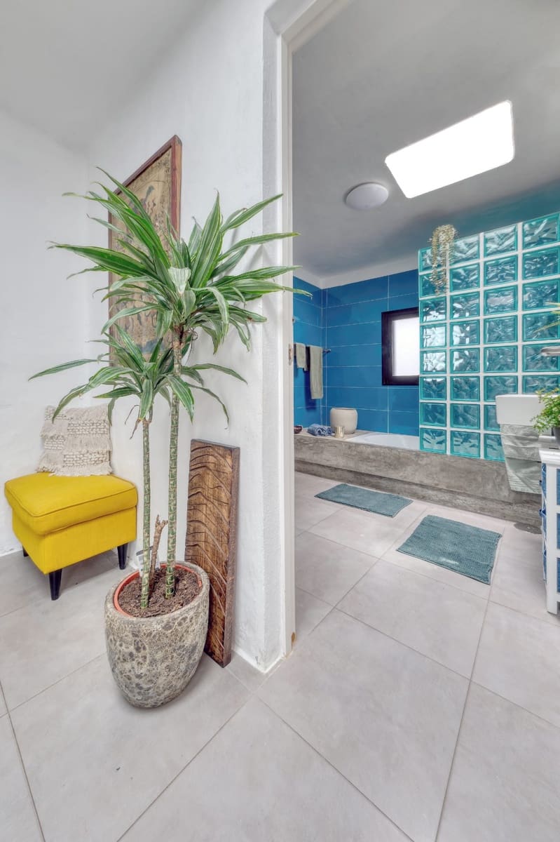 4 slaapkamer Villa te koop in Nazaret met garage - € 490.000 (Ref: 10023477)