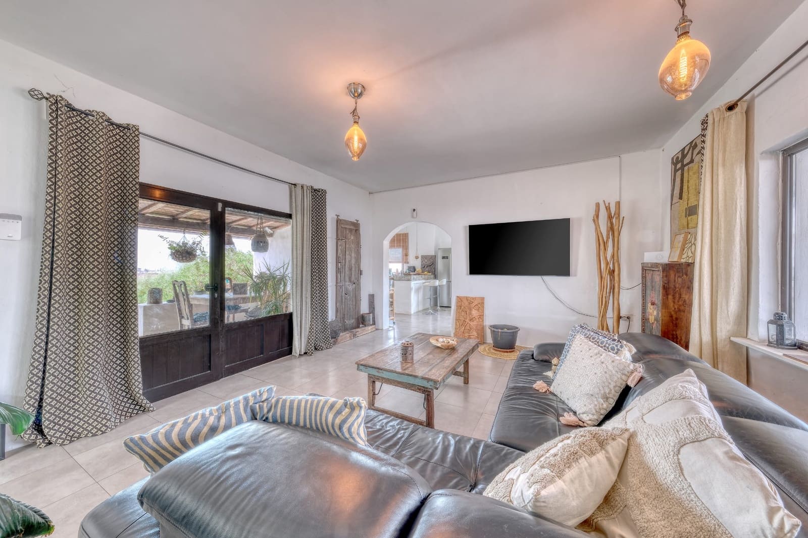 4 slaapkamer Villa te koop in Nazaret met garage - € 490.000 (Ref: 10023477)