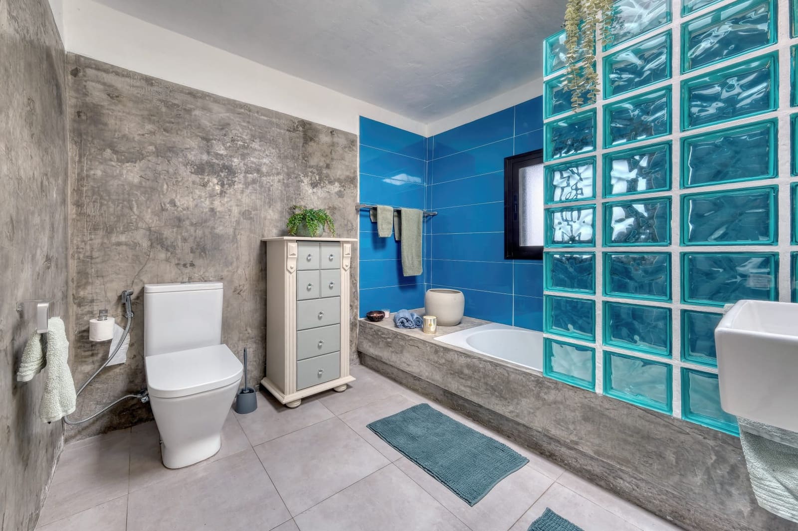 4 slaapkamer Villa te koop in Nazaret met garage - € 490.000 (Ref: 10023477)