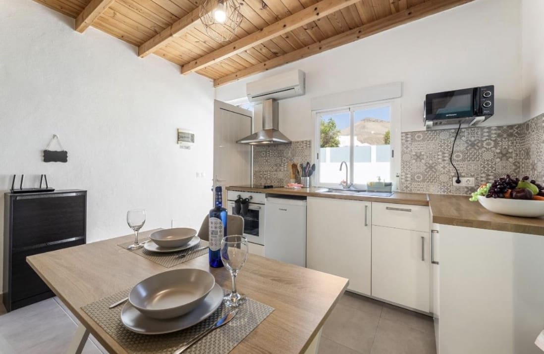 6 soverom Villa til salgs i Tias med svømmebasseng garasje - € 895 000 (Ref: 10038553)