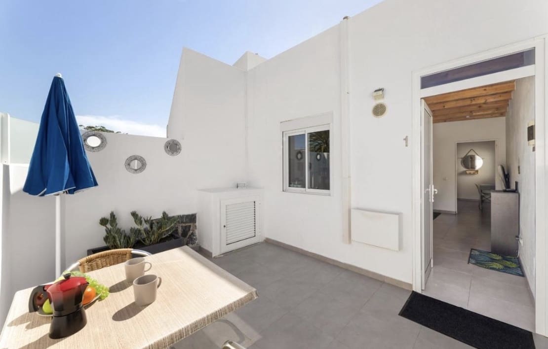 6 soverom Villa til salgs i Tias med svømmebasseng garasje - € 895 000 (Ref: 10038553)