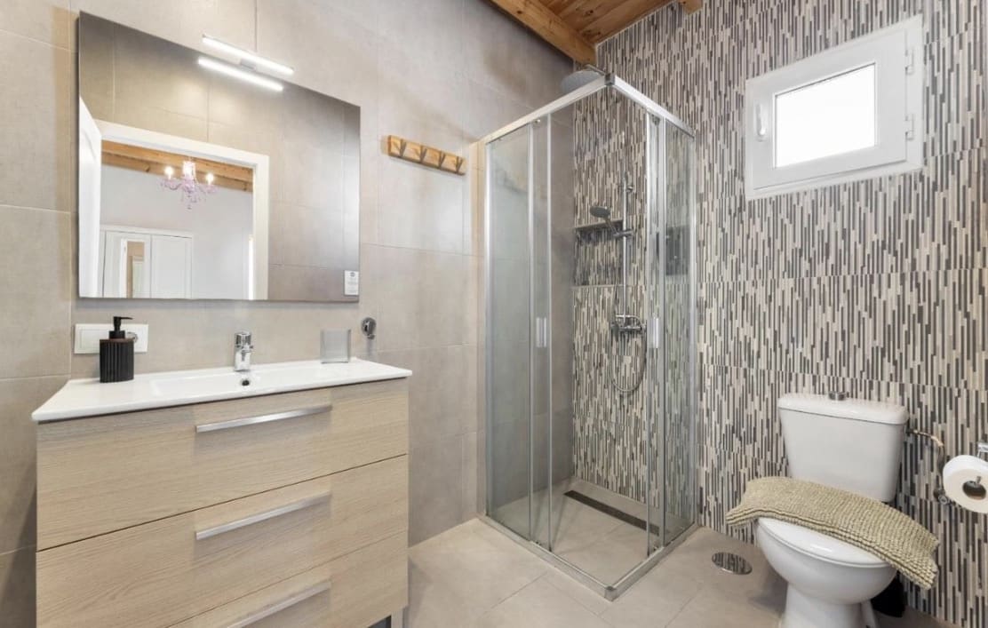 6 soverom Villa til salgs i Tias med svømmebasseng garasje - € 895 000 (Ref: 10038553)