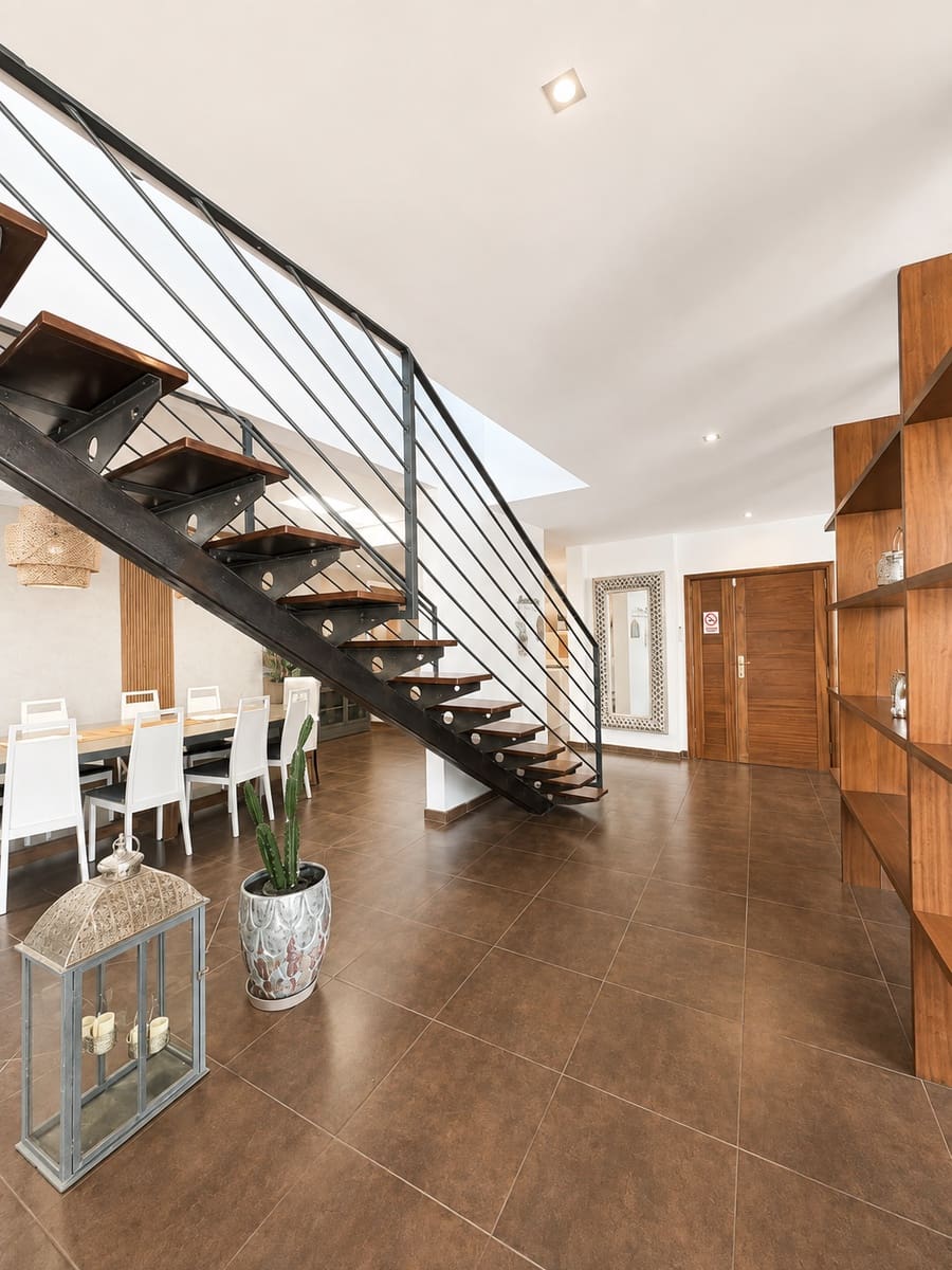 6 soverom Villa til salgs i Tias med svømmebasseng garasje - € 895 000 (Ref: 10038553)
